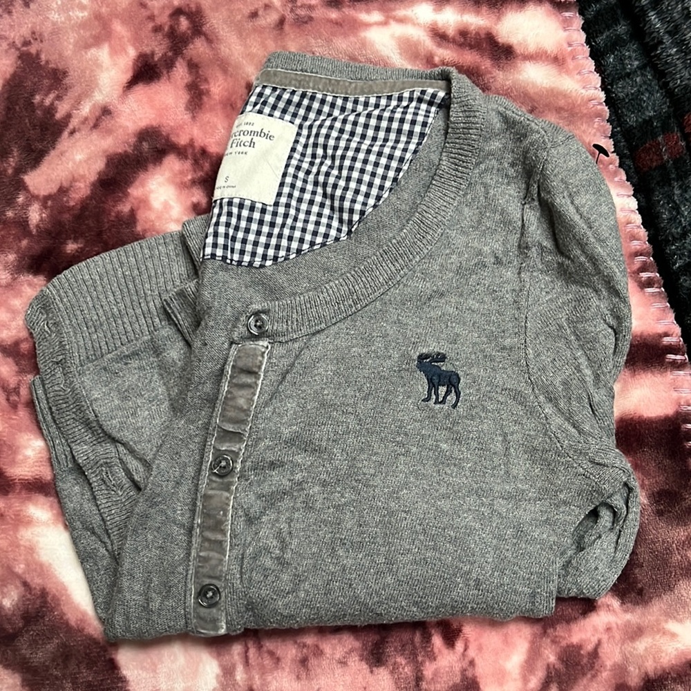 Abercrombie and Fitch sweater